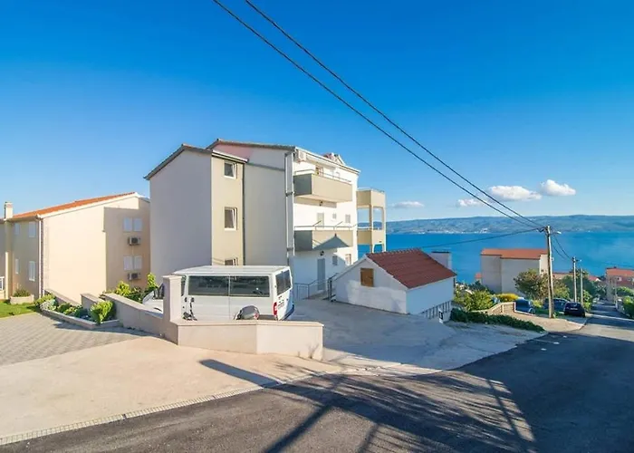 Apartments With A Parking Space Mali Rat